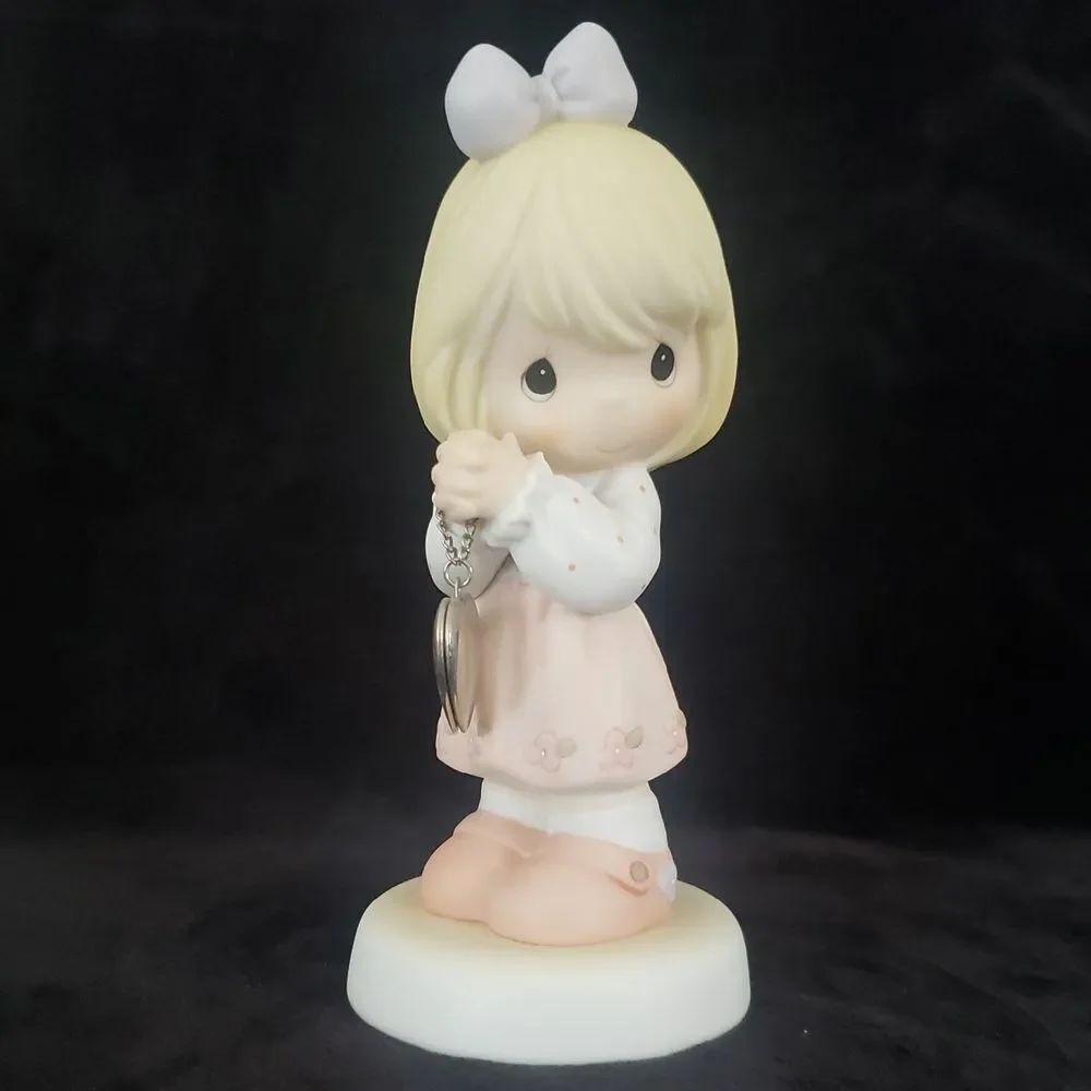 Vtg Precious Moments "Friends Are Held Within the Heart" Figurine C0023 - (2002)